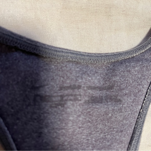 Nike sports bra racer back - Picture 4 of 5